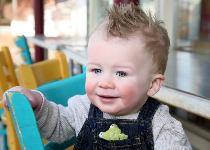 toddler_in_blue_chair.jpg