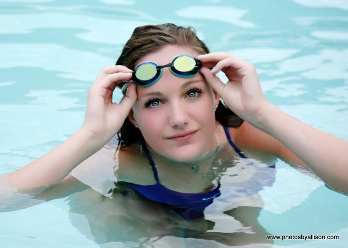 57-swimmer_goggles_eyes_water_pool_summer_hot_senior.jpg