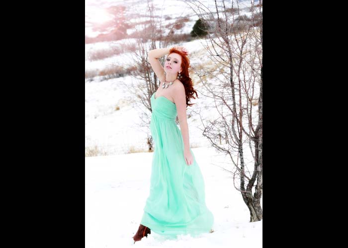 90-1-snow.dress_gown_prom_red_wind_senior_photographer.jpg